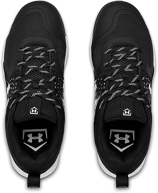 under armour women's glyde tpu softball cleats
