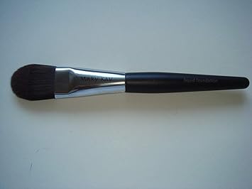 mary kay liquid foundation brush