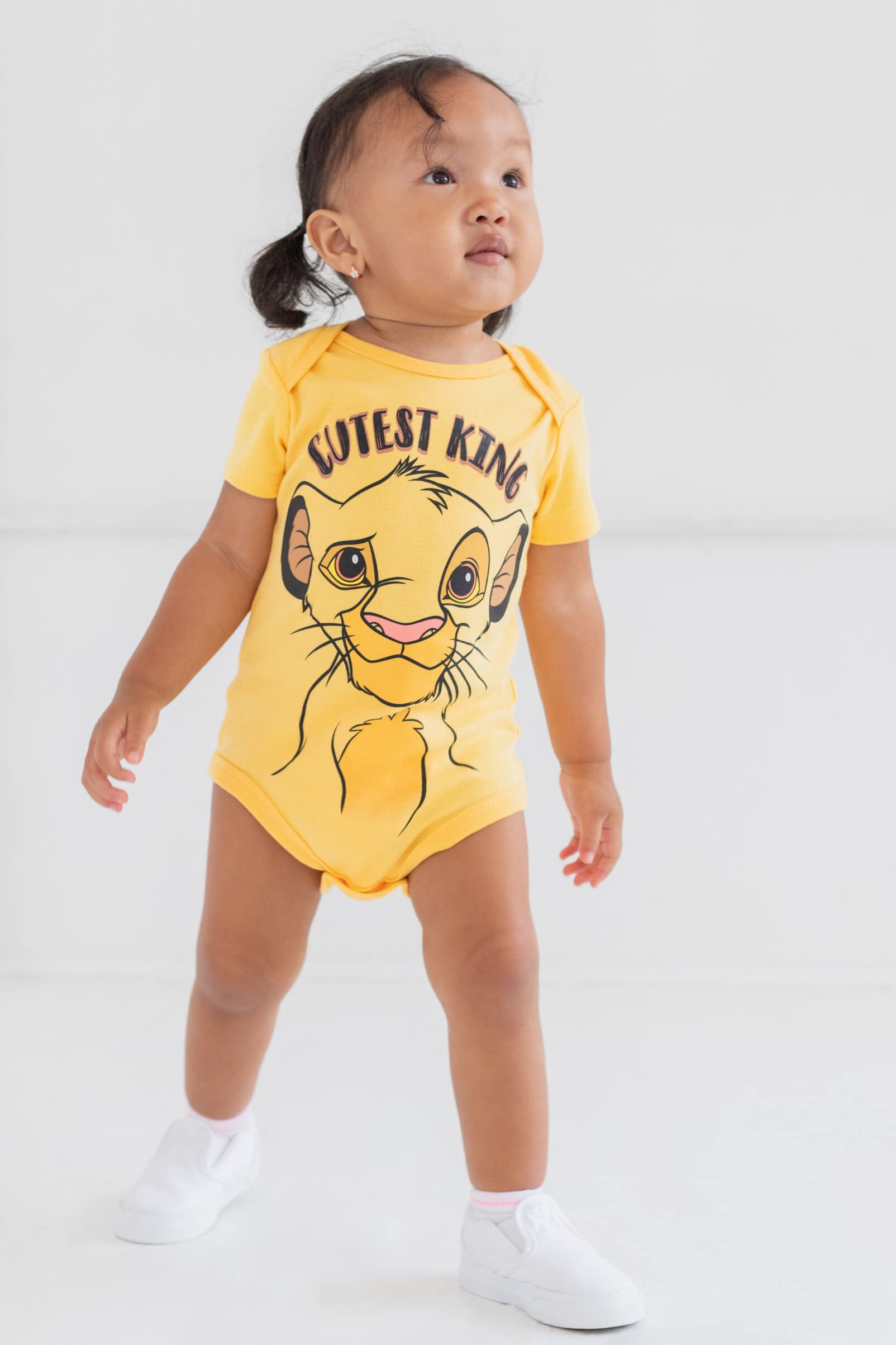 Disney Baby 5 Pack Bodysuits Newborn to Infant Sizes (Newborn - 24 Months)