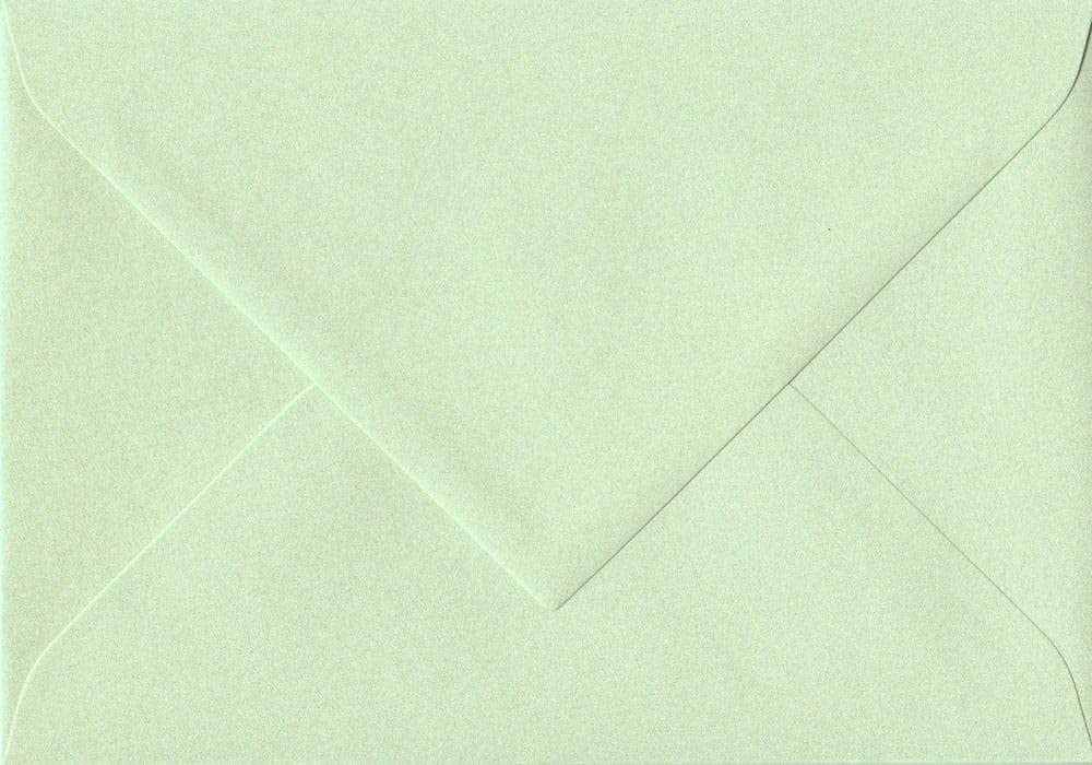5" x 7" (133x184mm) Coloured Envelopes for Greeting Cards Wedding Invitations & Crafts Pack of 50 (Pastel Mint Green)