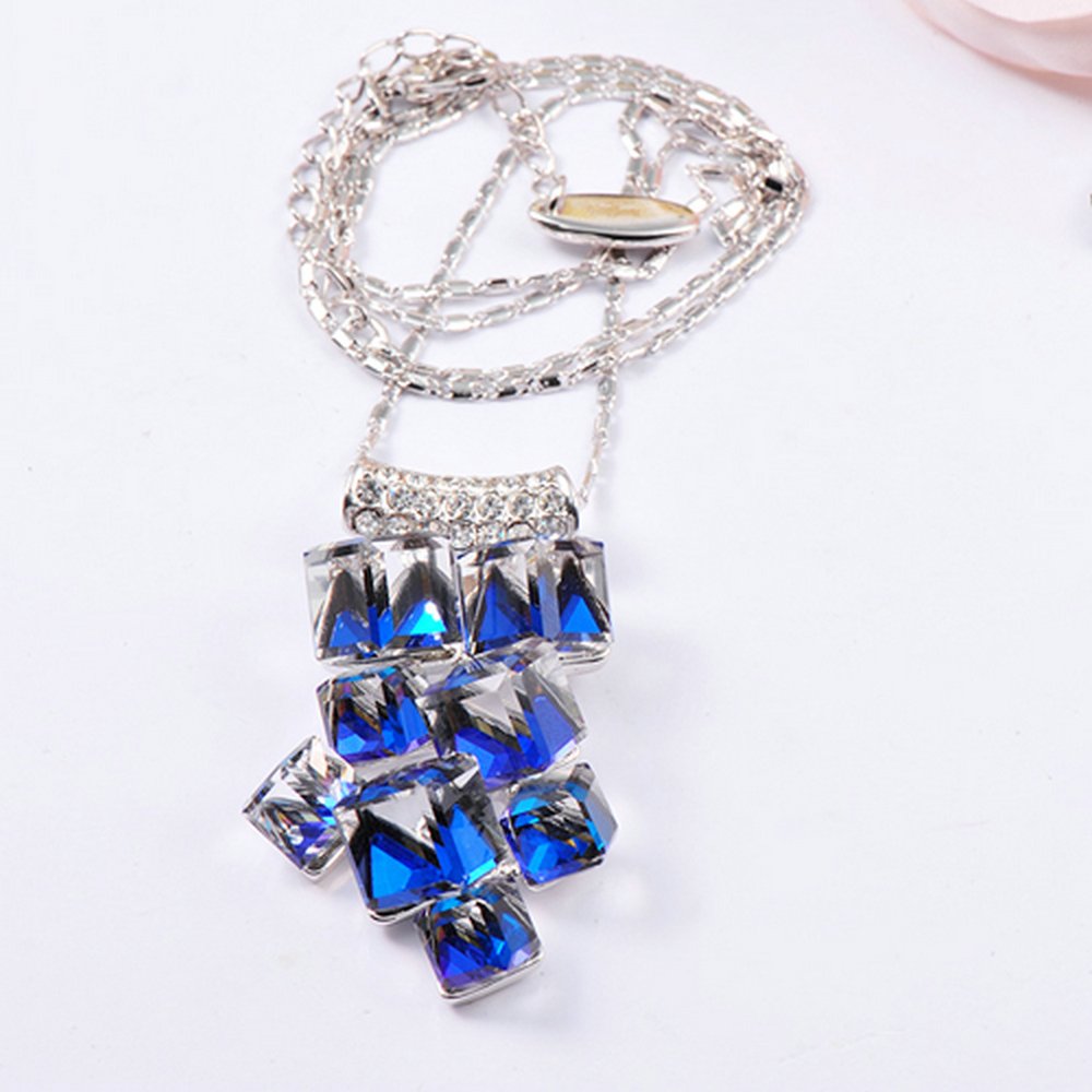 dnswez 18k White Gold Plated Blue Crystal Pendent Necklace Change Color Ocean Blue Crystal Necklace,18\'+2\' Extender