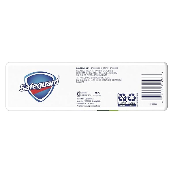 SAFEGUARD MICELLAR DEEP CLEANSING BATH BAR SOAP, WASHES AWAY 99 PERCENT OF BACTERIA, LEAVES SKIN SOFT, MADE WITH PLANT BASED CLEANSERS, FRESH CLEAN SCENT WITH ALOE, 3.2 OZ (8 COUNT)