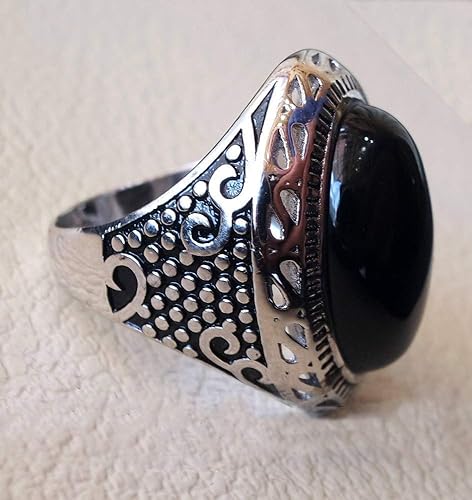 Amazon Com Natural Black Onyx Ring Men S Huge Ring Gem Ring 925 Sterling Silver Arabic Middle Eastern Style Ring Men S Wedding Ring Men S Ring Men S Vintage Ring Handcrafted Jewelry Men S Signet Ring Handmade