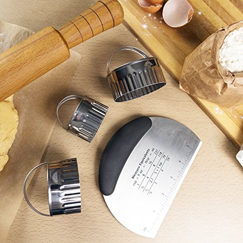 KiTheea Stainless Steel Dough Cutter – Bench Scraper and Pastry Cutter – Dough Scraper - Perfect as a Chooping Knife and Bowl Scraper Tool – Circle Cookie Cutters – Ebook Bonus