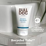 BULLDOG Sensitive Face Scrub Men Exfoliating Quinoa Seed Oil Scrub 125ml view 5