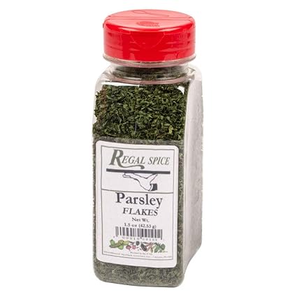 Amazon Com Regal Parsley Flakes Seasoning Chopped Parsley Spice From Dried Parsley Leaves To Add Aromatic Grassy Taste Notes To Your Favorite Dishes 1 5 Oz Pack Grocery Gourmet Food