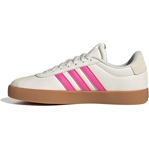 うさ3  Amazon.com | adidas Women's Vl Court 3.0 Low Sneaker, Ftwr
