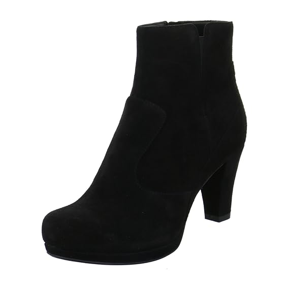 clarks womens suede ankle boots