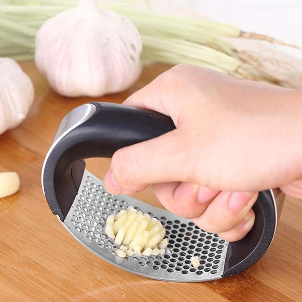 Quiklet Garlic Press Rocker Stainless Steel Ginger Crusher Squeezer and Peeler Kitchen Tool Set (Black)