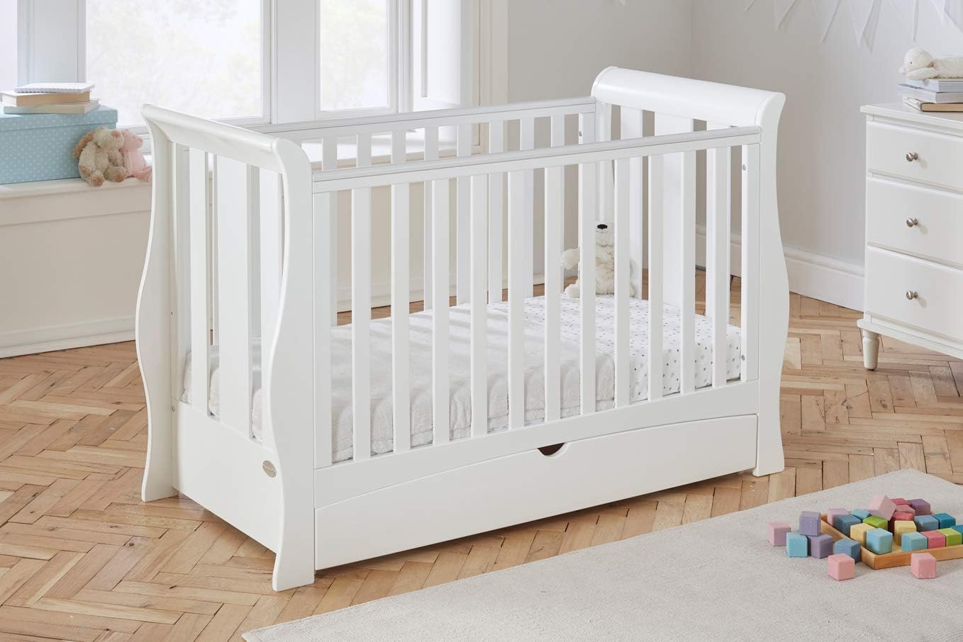 Baby Snooze Space Saver cot Bed with Drawer converts to Toddler Bed
