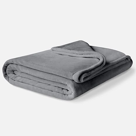 Amazon Com Fleece Blanket Throw Size Soft Plush Lightweight Design Dark Gray Throw Blanket For Sofa Kitchen Dining