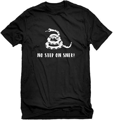 Amazon Com No Step On Snek Shirt Clothing