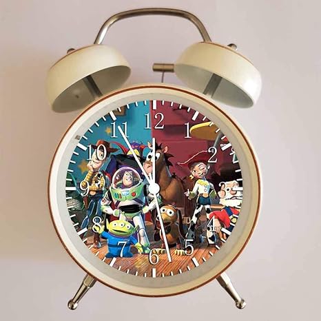 Amazon Co Jp 目覚まし時計 トイストーリーウッディバズw52の大音量目覚まし時計 バックライト 静か 連続秒針 スヌーズ 電池式 置き時計 卓上時計 直径約4インチ ホワイト ホーム キッチン