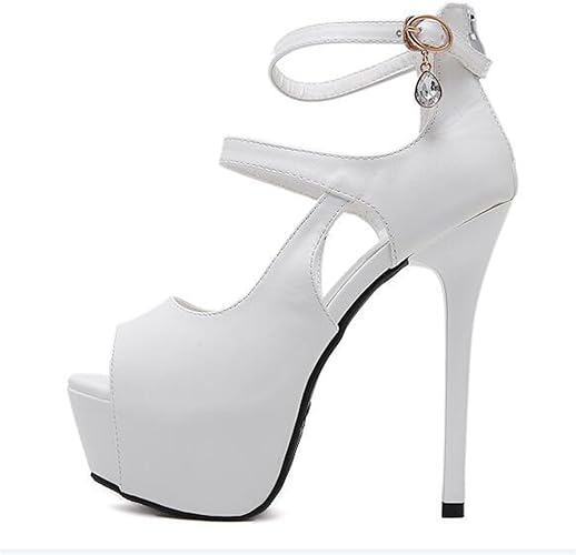 28 Of The Best Designer Wedding Shoes For 2020