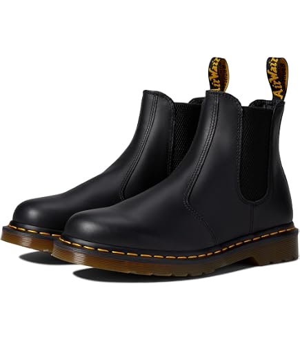 Amazon.com | Dr. Martens Unisex 2976 Chelsea Boot, Black  display picture 1