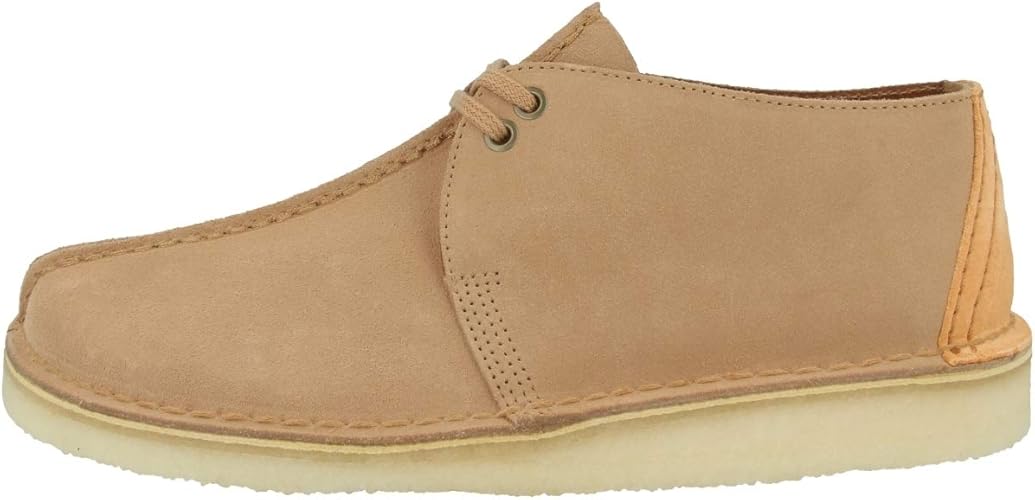 clarks desert trek light tan
