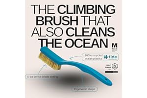 8B+ 8BPLUS 8BPLUS Climbing Brush made of 100% Recycled Ocean Plastic | Dense Boar Hair Bristles, Extremely Durable, Ergonomic Grip | Boulder Brush for cleaning Climbing Chalk and Climbing Holds | Ships as 1pcs