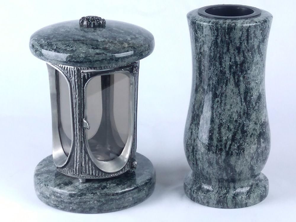 designgrab Aluminium graflamp van aluminium in antieke look met kruis en grafvaas in graniet Orion