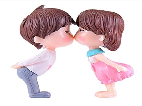 Amazon Co Jp ヨミト カップル人形 キスドール キス 人形 ミニドール 置物 男の子 女の子 カップル 結婚式 ドール 恋愛 マグネットなし ホーム キッチン