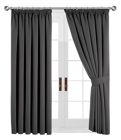 Oxford Homeware Pair Of Interwoven Insulated Thermal Blackout