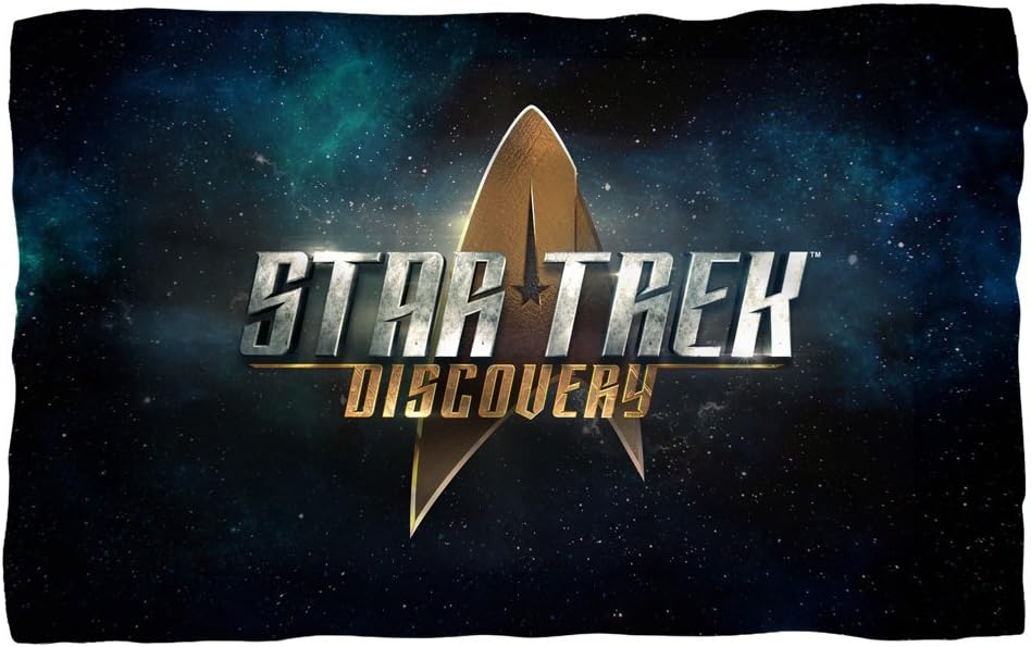 Amazon Com Star Trek Tv Show Logo Discovery Fleece Throw Blanket Home Kitchen