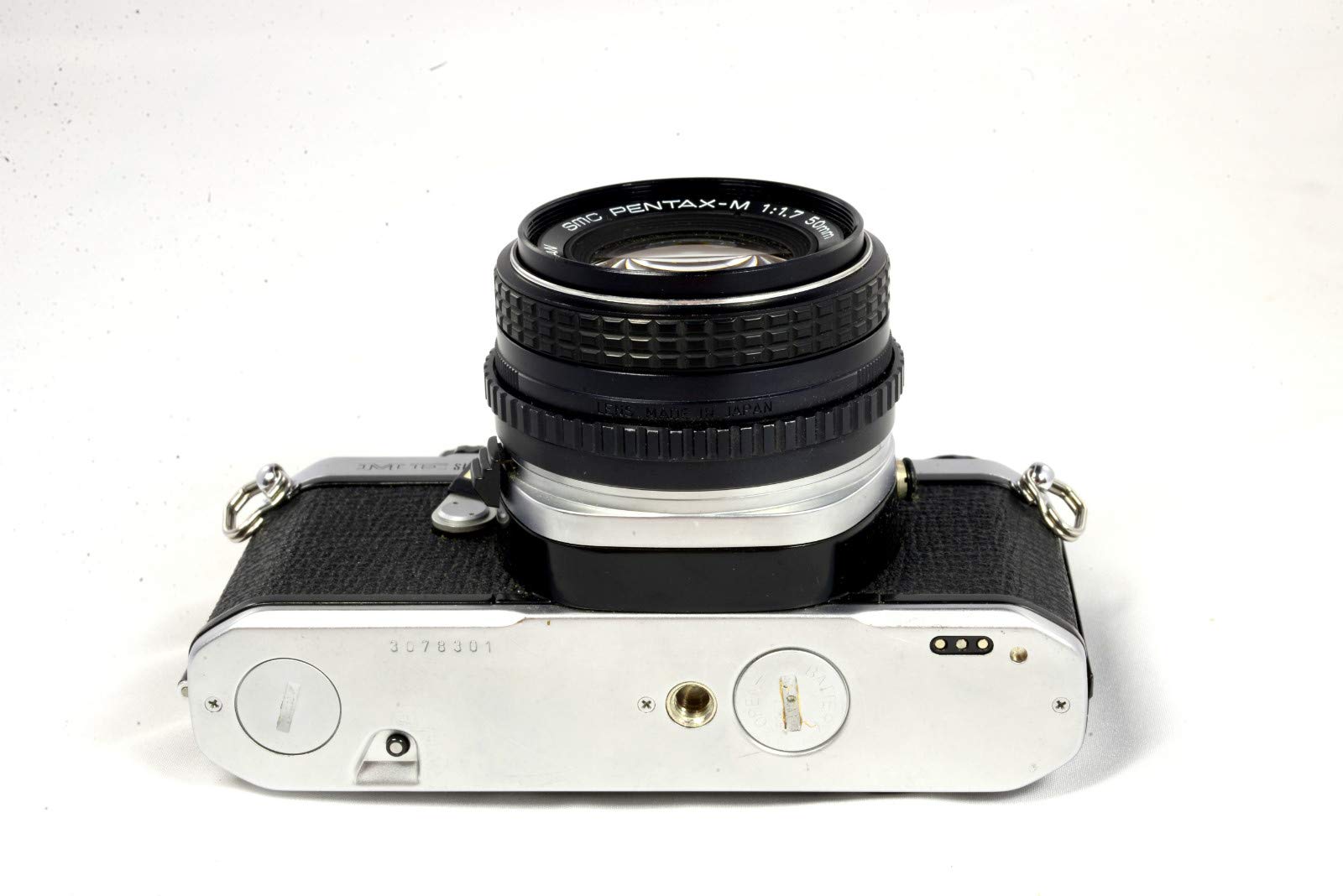 Pentax ME Super 35mm SLR Camera Package