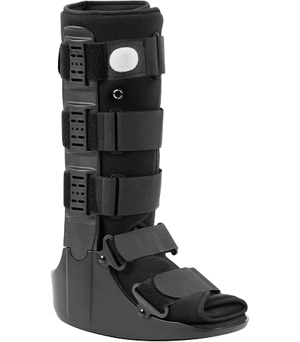 Amazon.com: DonJoy MaxTrax Walker Brace/Walking Boot, Medium  display picture 1