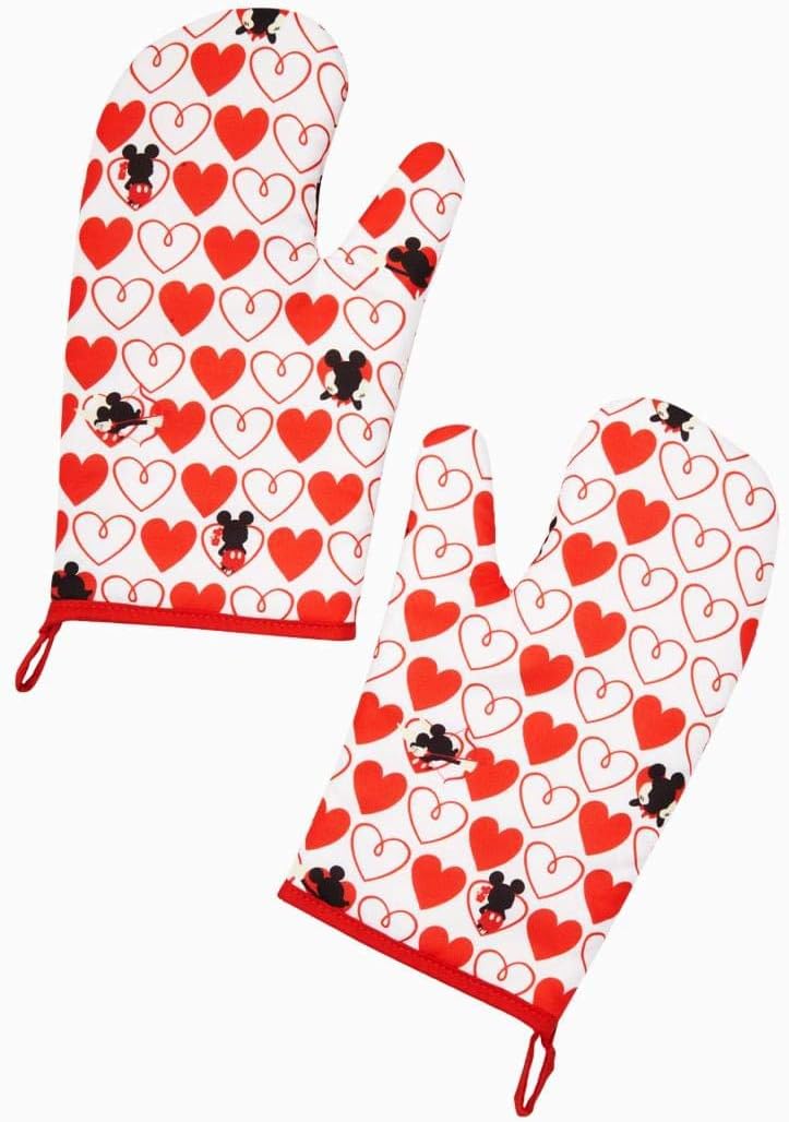 Disney Mickey Mouse Red Heard Series 2 Pack Oven Mitt