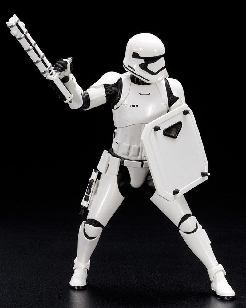 Star Wars SW124 First Order Stormtrooper Finn Artfx Plus Statue - Image 3