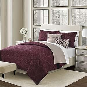 Amazon.com: Camber Reversible Quilt Set in Full/Queen