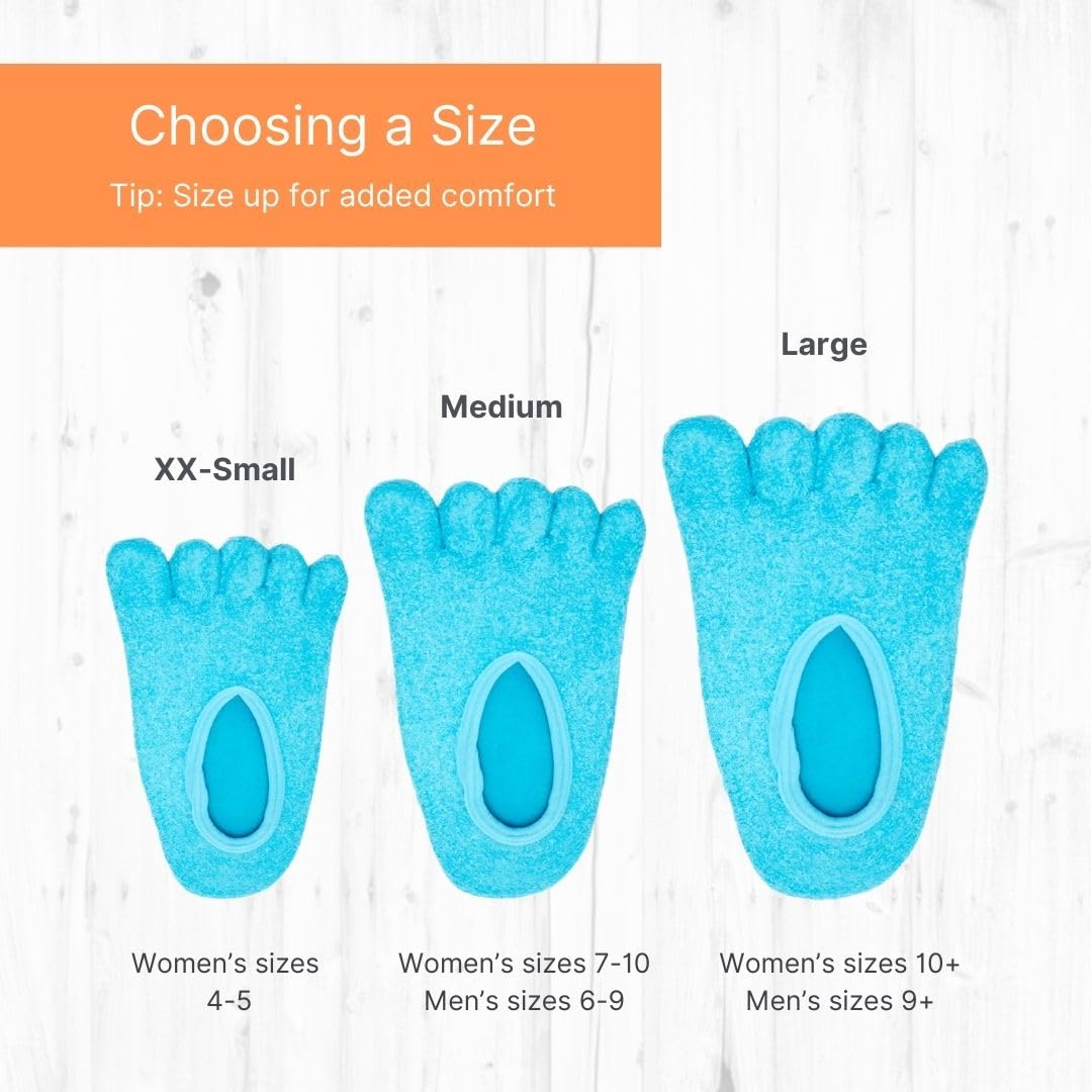 NatraCure 5-Toe Gel Lined Foot Moisturizing Socks – Aloe & Shea Infused Fuzzy Hydrating Socks for Women & Men - Soft Feet Moisturizer Spa & Pedicure Socks for Dry Cracked Heels, Calluses - Medium