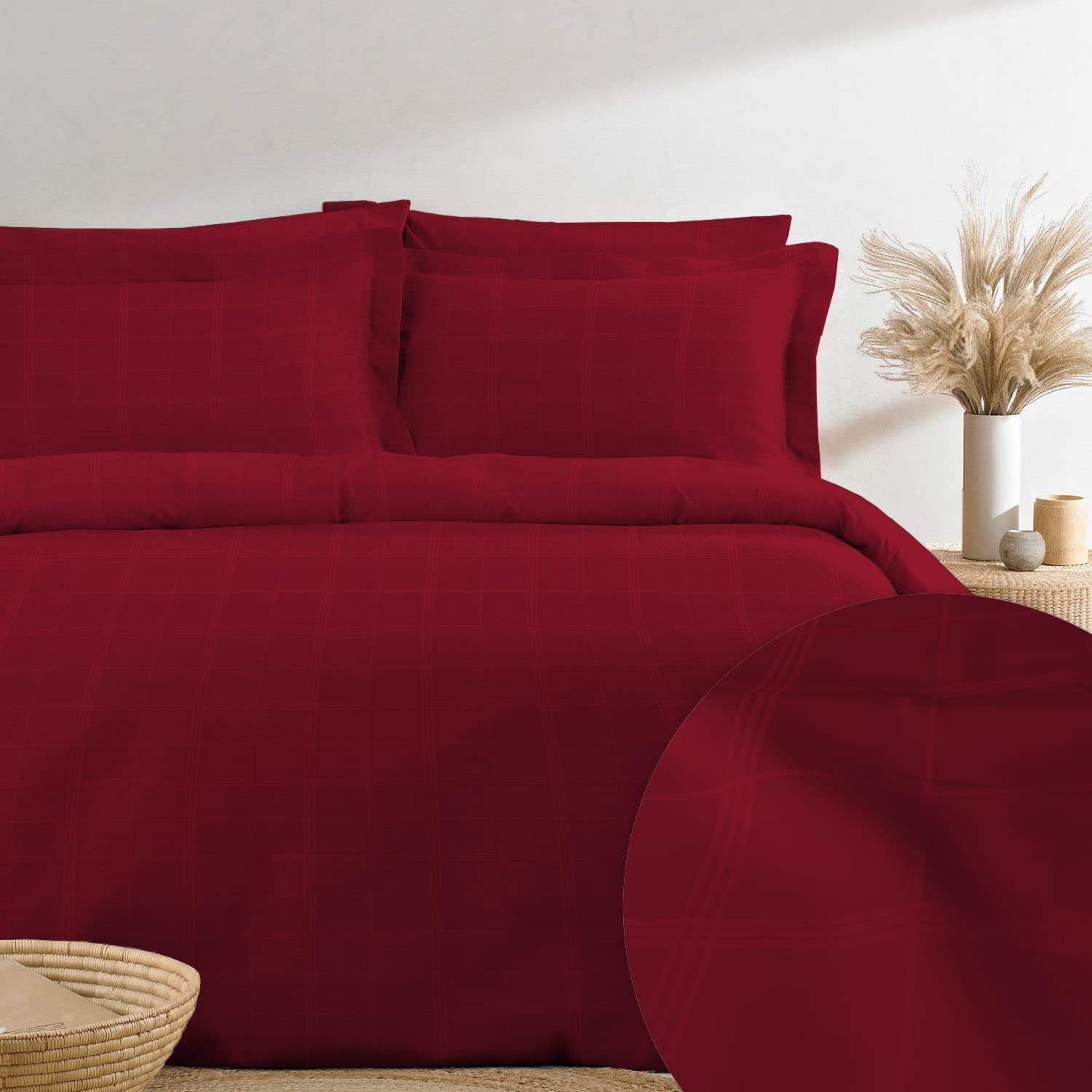 Pizuna 300 Thread Count Cotton Checked Super King Size Duvet Cover Set Red, 100% Long Staple Cotton Sateen Damask Bedding Set with 4 Corner Ties and Hidden Button Closure (Pattern Duvet Cover Set)