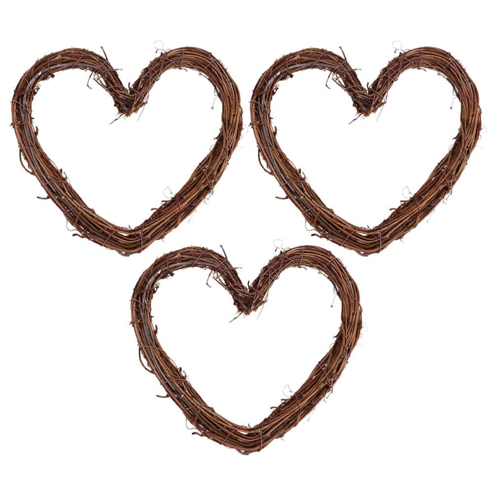 HOMSFOU 3pcs Heart Shaped Wicker Wreath Ring Set 6 Inch Natural Grapevine Heart Wreath Frame for Diy Holiday Party Wall Decoration