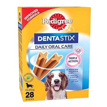 Pedigree Dentastix Medium Breed (10-25 kg) Oral Care Dog Treat (Chew Sticks) (28 Sticks) 720g Monthly Pack