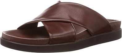 clarks closed toe sandals mens