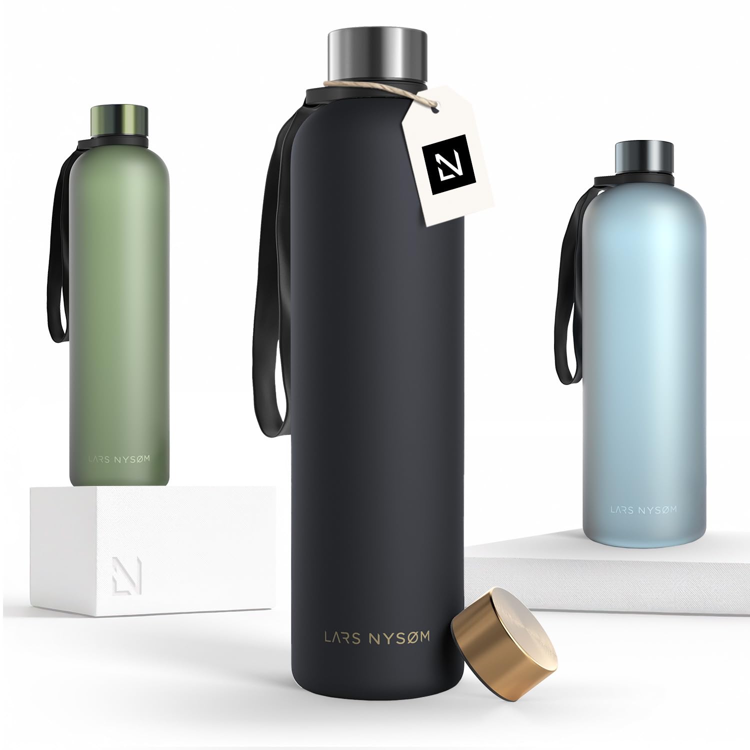 LARS NYSØM Water Bottle 34oz | Drinking Bottle 1 Liter | Ultralight Tritan Sports Flask leak-proof | Ideal for sports, office, yoga | 2 lids included (Black - Gold, 1000ml)
