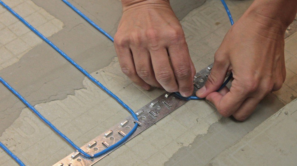 120V SunTouch WarmWire Floor Heat Kit 10 sq ft cable adaptable to any