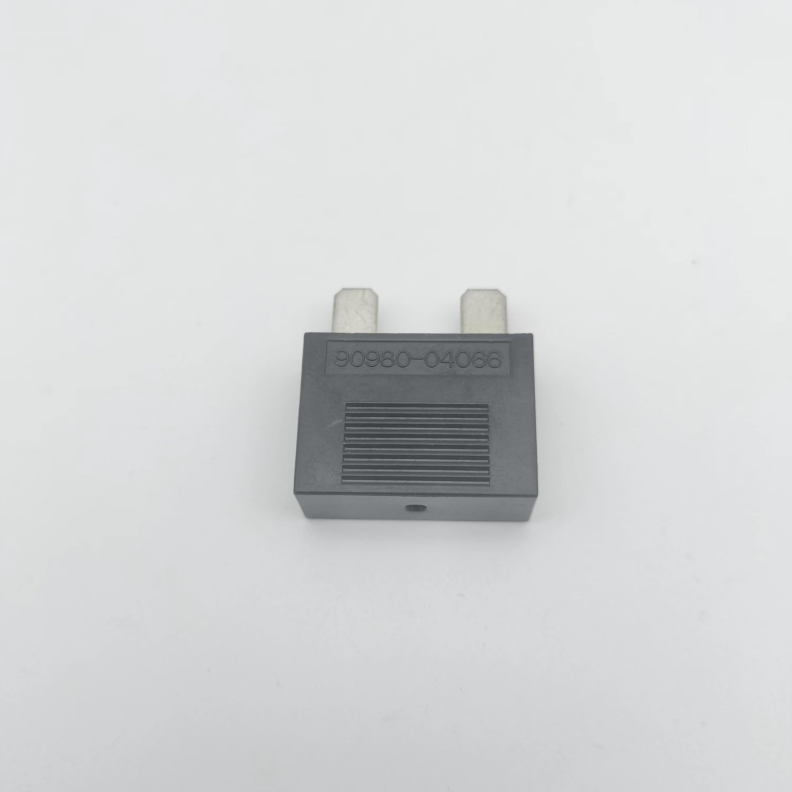 Photo 1 of Toylexap 90980-04066 9098004066 Radio Set Phase Modulator? Radio Setting Condenser Relay? for: Corolla IS300 Camry ES300 Solara GS300 Avalon LS430 Sienna GS Series, 2 pin