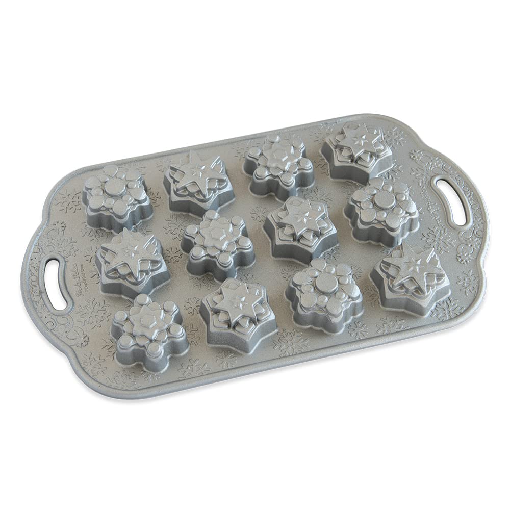 Nordic Ware Frosty Flakes Pan, Cast Aluminium Snowflake Mini Cake Mould, Premium Cake Tin, Made in The USA, Colour: Silver, 2 Cup Capacity