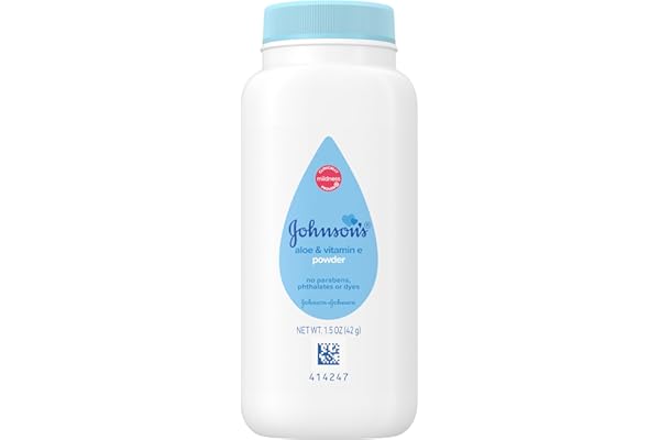 Johnson's Baby Cornstarch Baby Powder with Aloe and Vitamin E for Delicate Skin, Hypoallergenic, No Addded Parabens, and Dyes for Gentle Baby Skin Care, Baby Essentials, 1.5 oz
