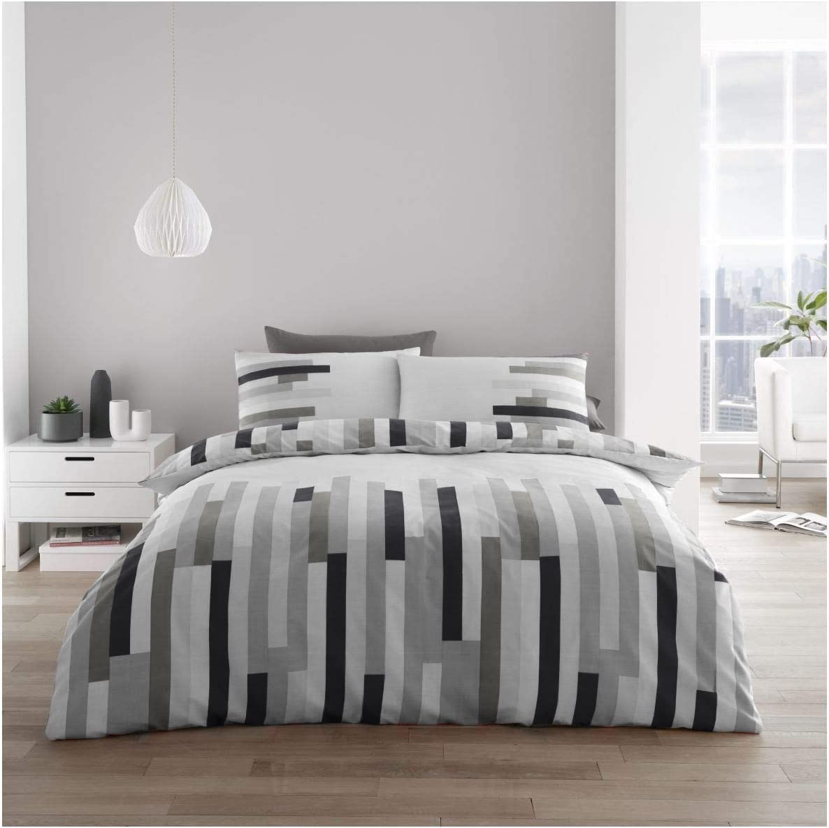 GC GAVENO CAVAILIA Luxury Reversible, Printed Duvet Cover, Easycare Soft & Cosy Quilt Bed Set, Polyester-Cotton, Cream/Grey/Black-Blocks, Super-King