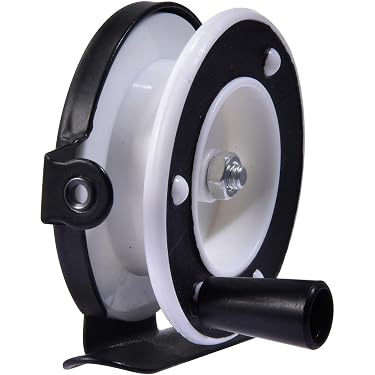 3 sizes of reels for saltwater fishing 1000 vs. 3000 Spinning Reels: On The Water Performance & Feel