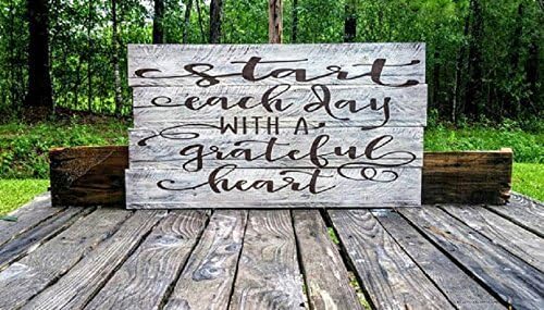 Start Each Day With a Grateful Heart Wood Sign, Be Grateful Wood Sign, Christian Home Decor, Distressed Wood Sign, Rustic wooden sign, art