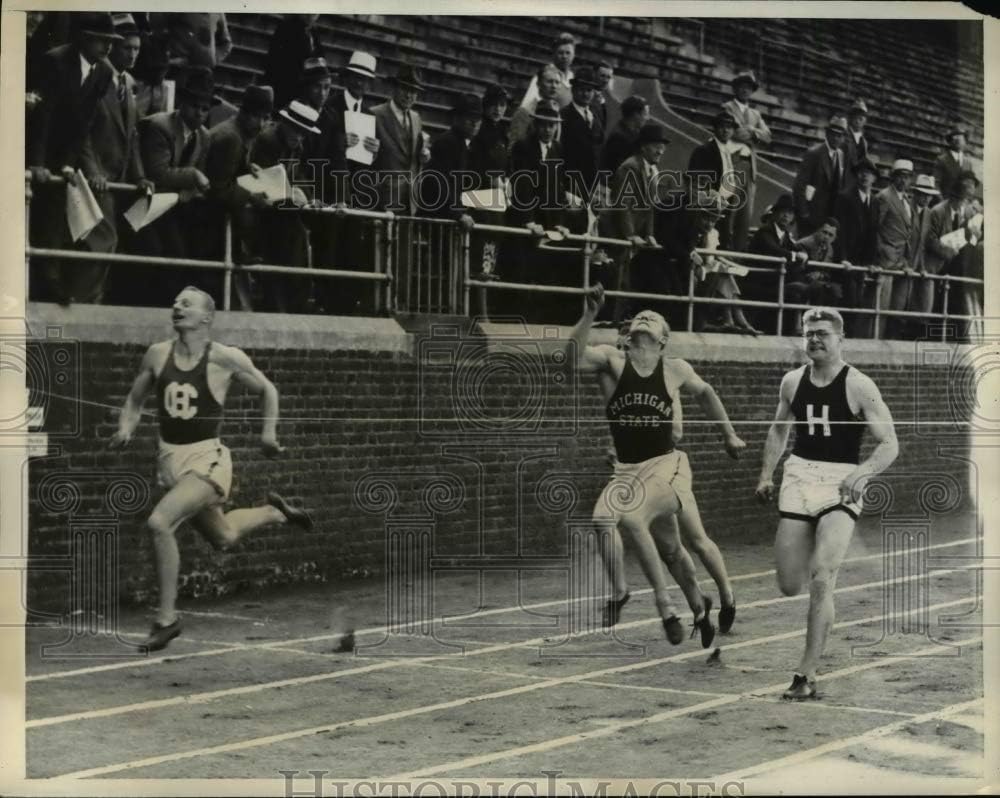 Historic Images - 1936 Press Photo 100 Meter Dash Won by Scanlon. S Mueller was 2nd