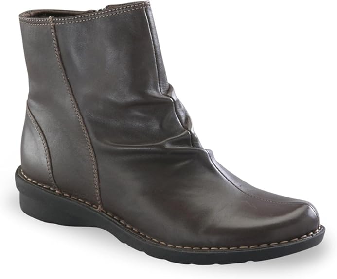 clarks bendables women's nikki tea ankle boots