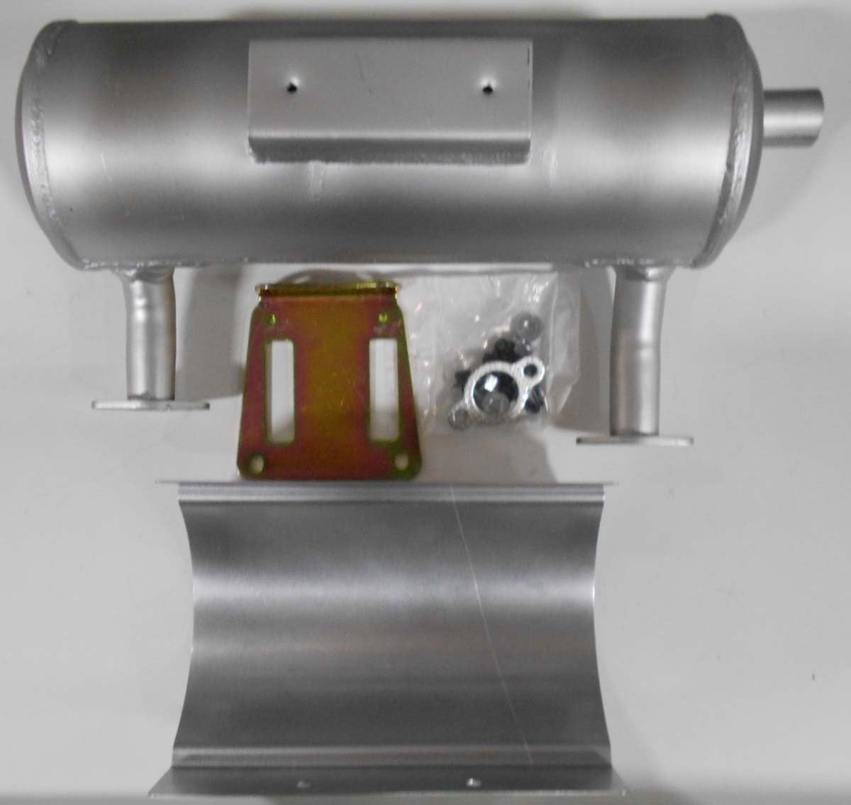 Amazon Com Kohler 24 786 12 S Muffler Kit Fits Ch18 Ch25 Ch620 740 Made By Oem Supplier Garden Outdoor