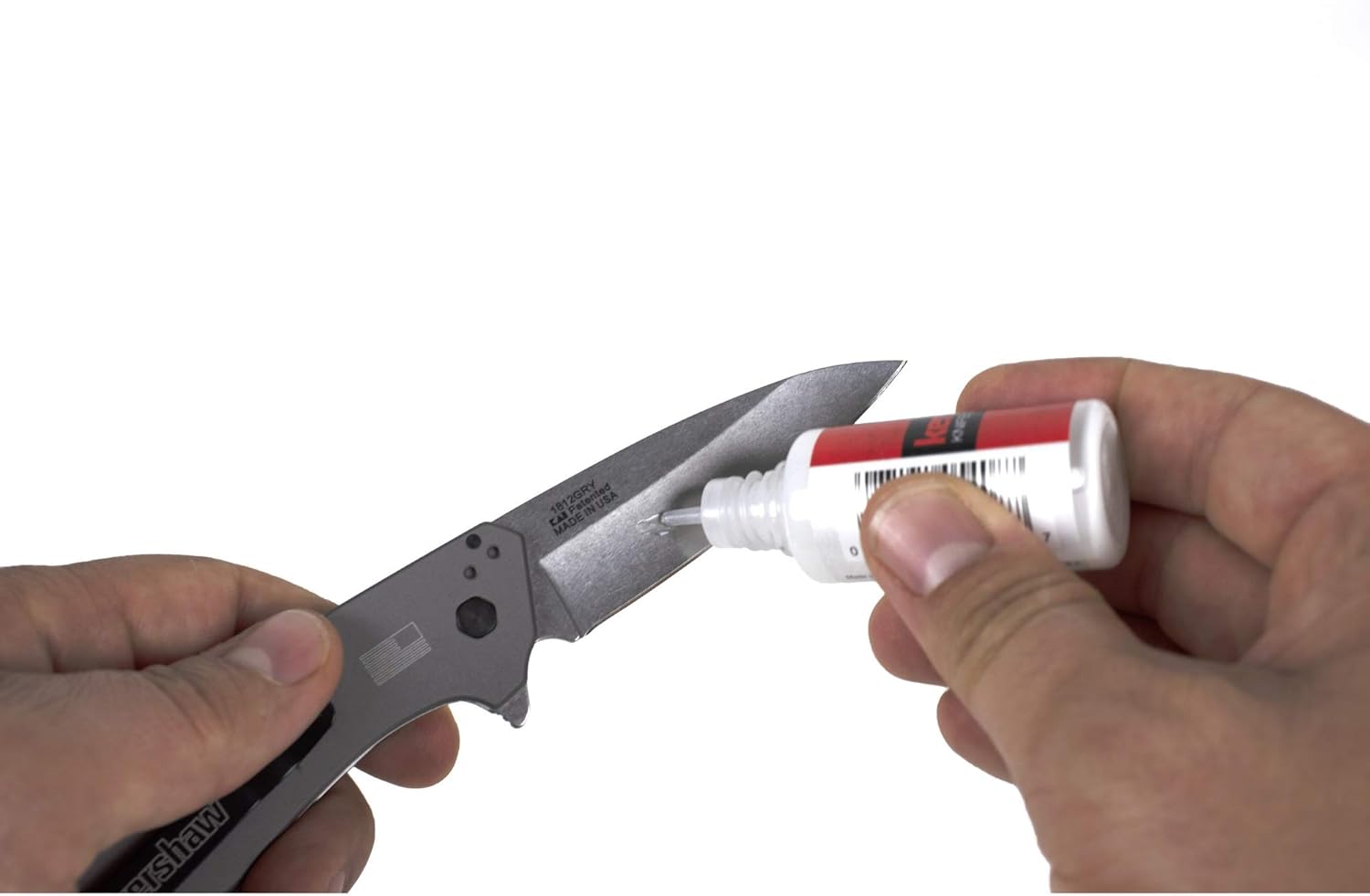 Kershaw Knife Oil (0.4 fl oz); Engineered to Protect and Enhance the Folding Mechanisms of Any Knife; Keeps Knives Sharp, Shiny and Protected; Suitable for All Types of Knives; Non-Toxic : Sports & Outdoors