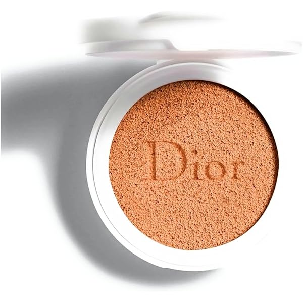 Amazon.com : Dior Capture Dreamskin Moist & Perfect Cushion SPF 50