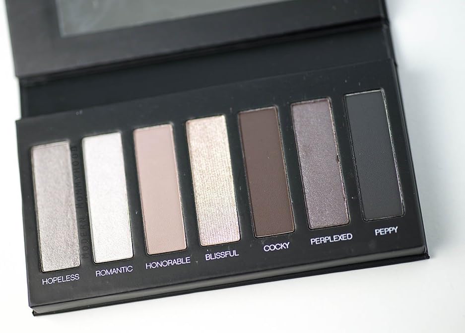 YOUNIQUE MOODSTRUCK EYE PALETTE 2 - BLACK AND SILVERS