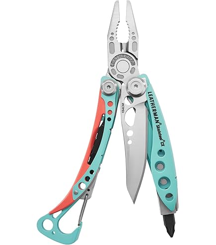 YA−MAN STA-205L BLUE LEATHERMAN, Signal, 19-in-1 Multi-Tool for Outdoors, Camping